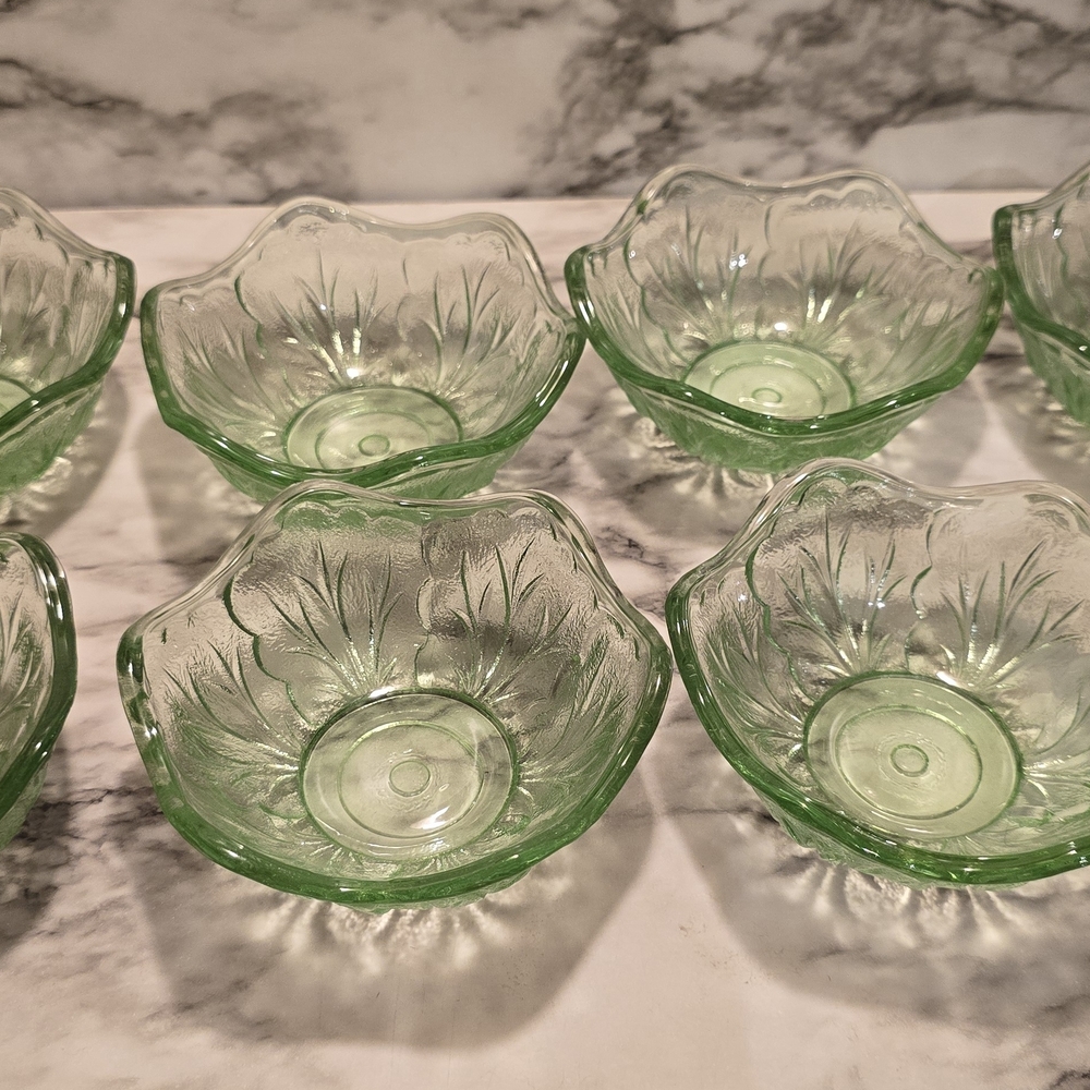 Source Unknown Green Pressed Glass Dessert Bowls - Set of 6